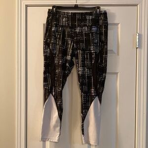 Avia Black and White Patterned Leggings